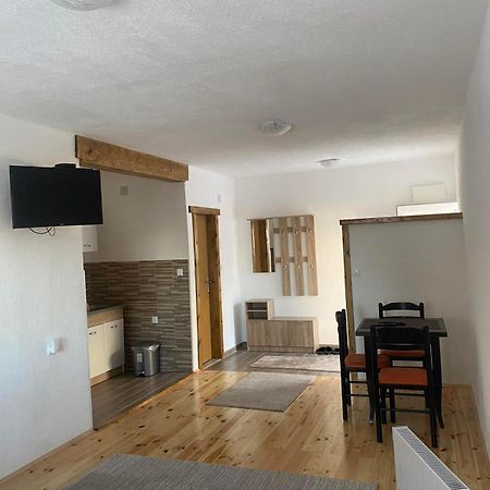Studio Apartmani V&V Zabljak  Bagian luar foto