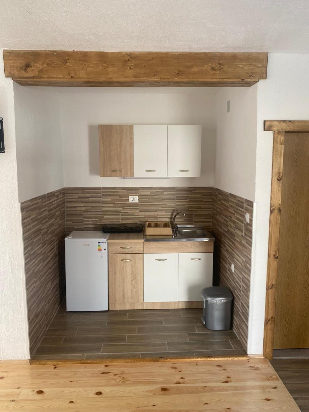 Studio Apartmani V&V Zabljak  Bagian luar foto